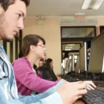 JÓVENES PREFIEREN BECA BIENESTAR A TENER EMPLEO: BANAMEX