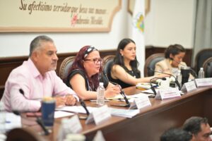 “Gobierno de puertas abiertas: Siete horas de diálogo ininterrumpido entre Daniela Griego y la ciudadanía”