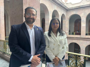 Coatzacoalcos refuerza la protección animal con gestión ante la Fiscalía Estatal