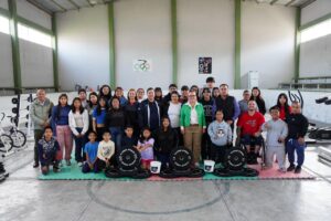 ¡Xalapa, Cuna de Campeones! Daniela Griego Ceballos impulsa el oro con equipamiento histórico para atletas de pesas