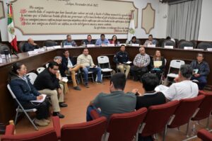 ¡Ni el reloj la detiene! Daniela Griego sacude el Mercado Jáuregui con una promesa que cambiará vidas