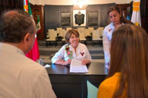 Veracruz avanza con política de puertas abiertas: Rosa María Hernández Espejo encabeza exitosa jornada del “Día del Pueblo” con más de 200 atenciones directas