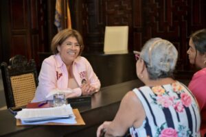 ¡Gobierno de puertas abiertas! Rosa María Hernández Espejo abarrota los “Lunes de Atención” y consolida un diálogo histórico con los veracruzanos