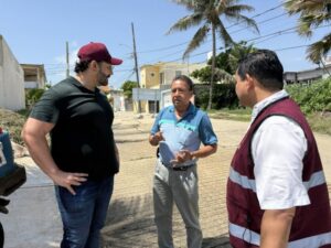 Rápida respuesta y solución integral en el Bulevar del Bosque: Pedro Miguel Rosaldo supervisa reparación de socavón