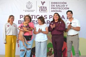 Primera Feria de Salud Animal: Rosa María Hernández Espejo Promueve el Bienestar en Reino Mágico