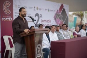 Coatzacoalcos frena al dengue: Reducen casos a la mitad y despliegan operativo masivo de limpieza
