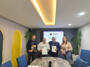 Firman convenio de cooperación la Asociación Nacional de Periodistas APLE y la Universidad EDUCA